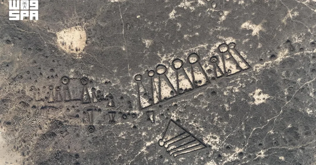 Ancient Tail-Shaped Stone Structures Reveal Bronze Age Life in Saudi Arabia