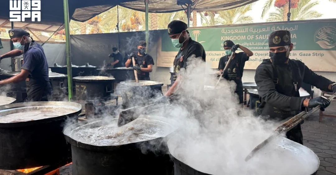 KSrelief Delivers 24,500 Hot Meals to Gaza