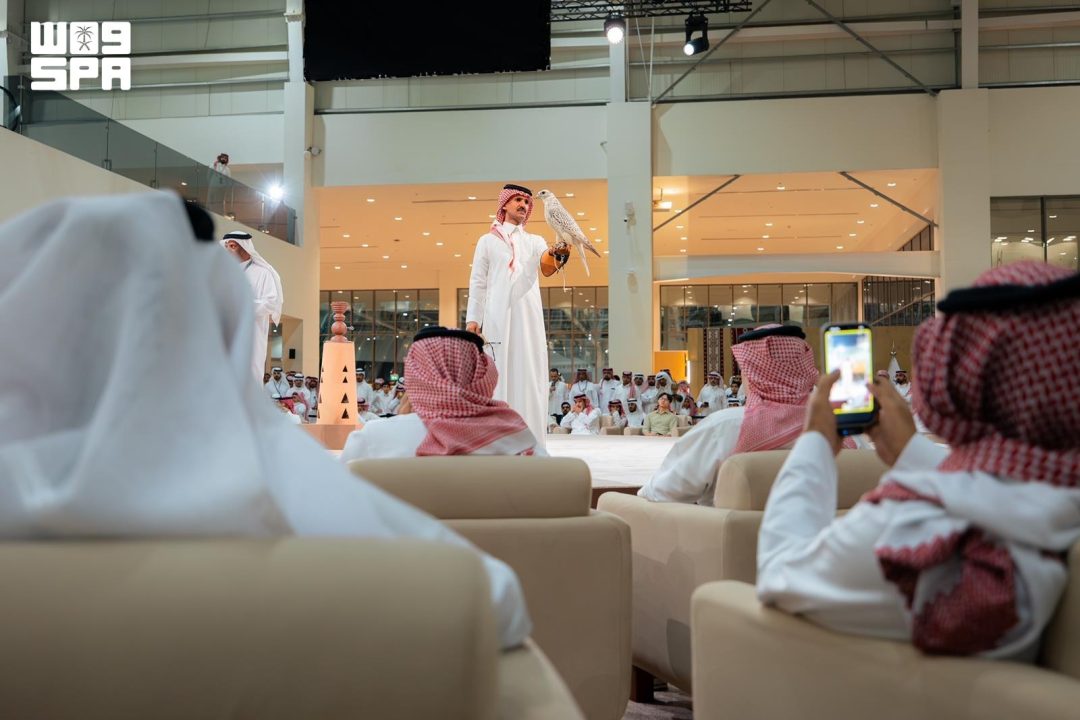 International Falcon Breeding Farm Auction sells 5 falcons for 348,000 riyals