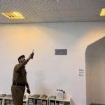 Defensa Civil: metralla de misil hutí hiere a un residente y causa daños en Ahad Rafidah, Aseer