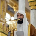 Prophet’s Mosque Imam Highlights Contentment as True Wealth